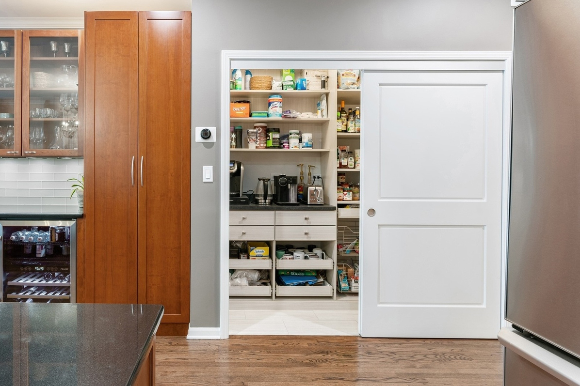 Bypass - Serenity Sliding Door Systems